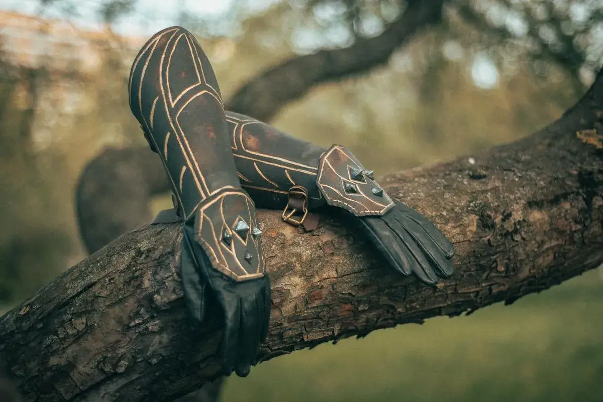 Талморские наручи по игре The Elder Scrolls